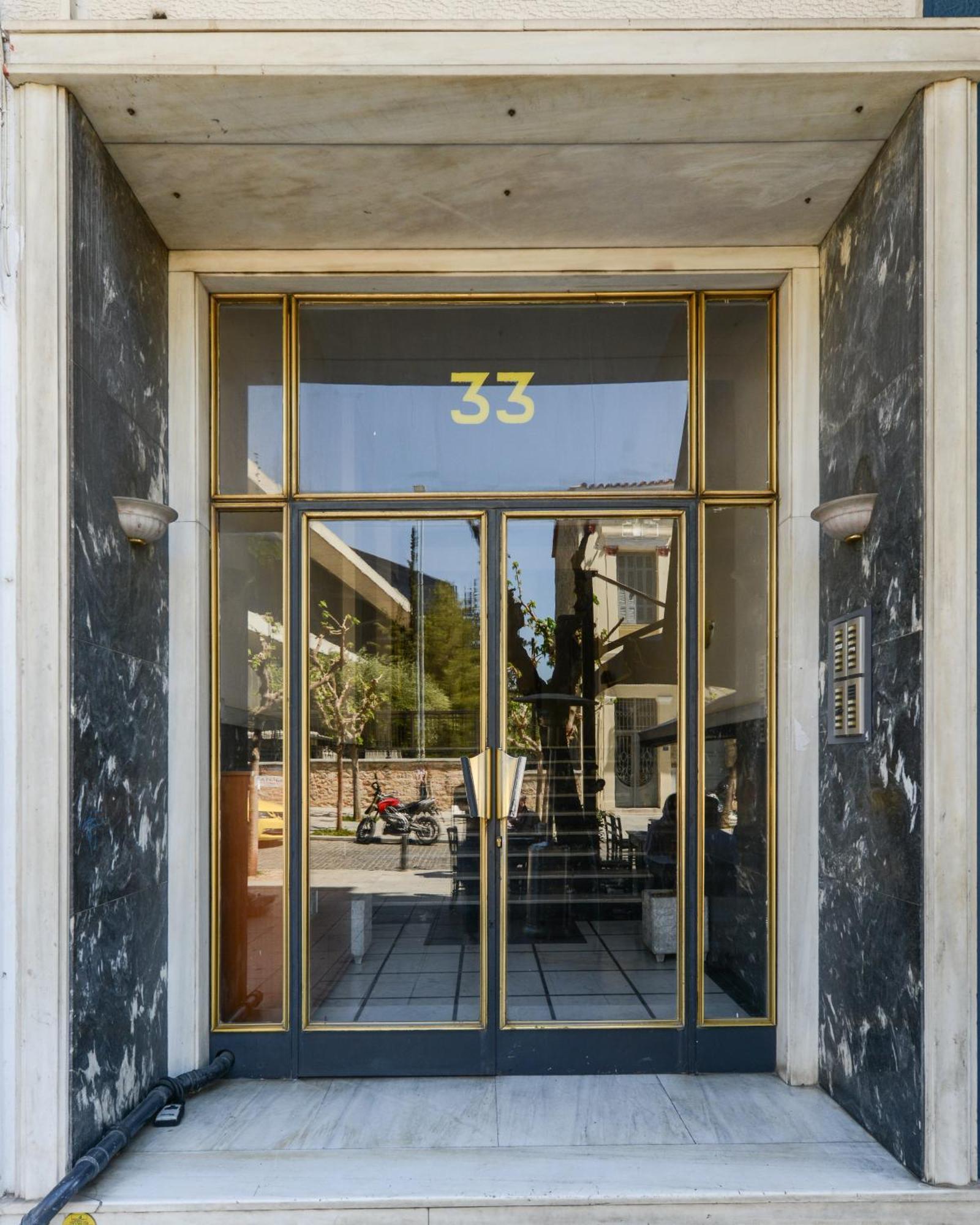 Athenean Classic Apartment At Acropolis Museum & Metro Exterior photo